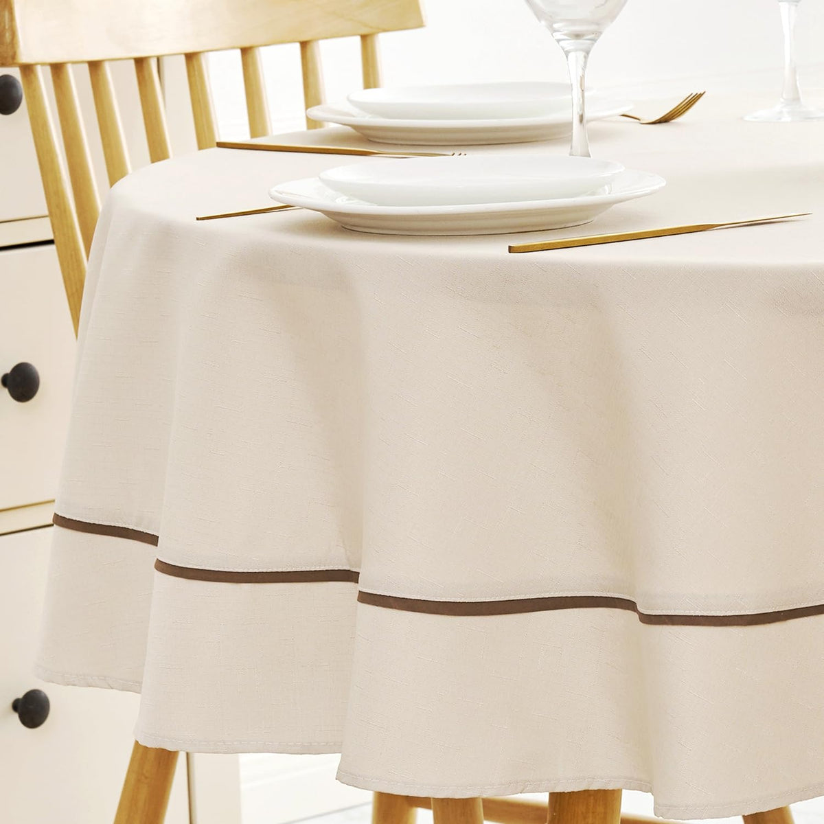 EHouseHome Heavy Duty Fabric Tablecloth with White Lace-Waterproof/Wrinkle Free/Stain Resistant/Oil Proof-for Dining,Indoor&Outdoor,Wedding,Holiday,White,Rectangle 60x120Inch