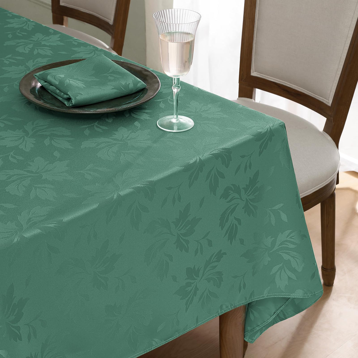 Romanstile Jacquard Rectangle Tablecloth 60 x 120 Inch, White