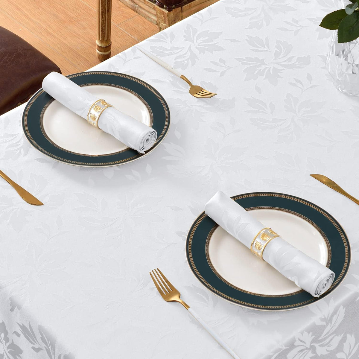 Romanstile Jacquard Rectangle Tablecloth 60 x 120 Inch, White