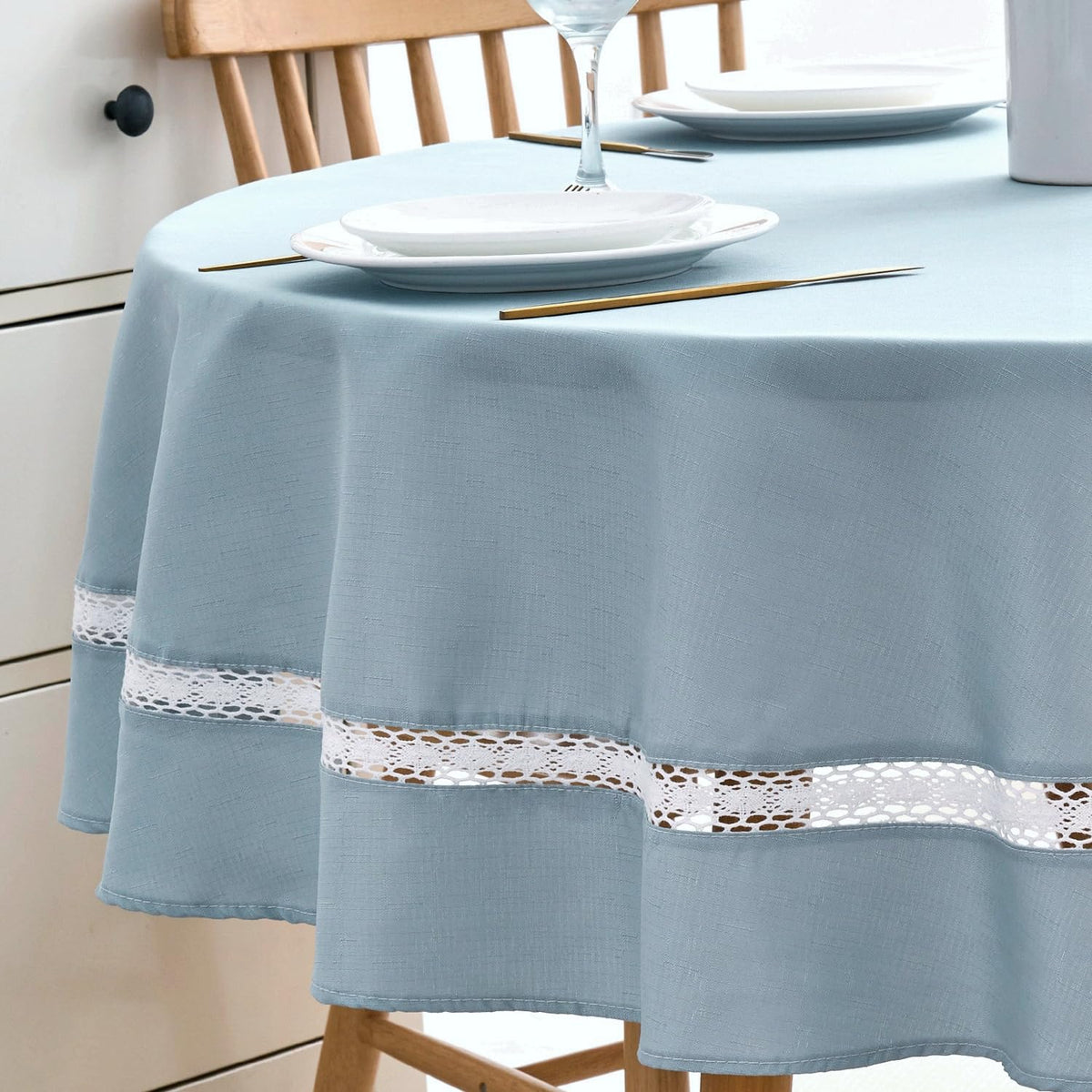 EHouseHome Heavy Duty Fabric Tablecloth with White Lace-Waterproof/Wrinkle Free/Stain Resistant/Oil Proof-for Dining,Indoor&Outdoor,Wedding,Holiday,White,Rectangle 60x120Inch