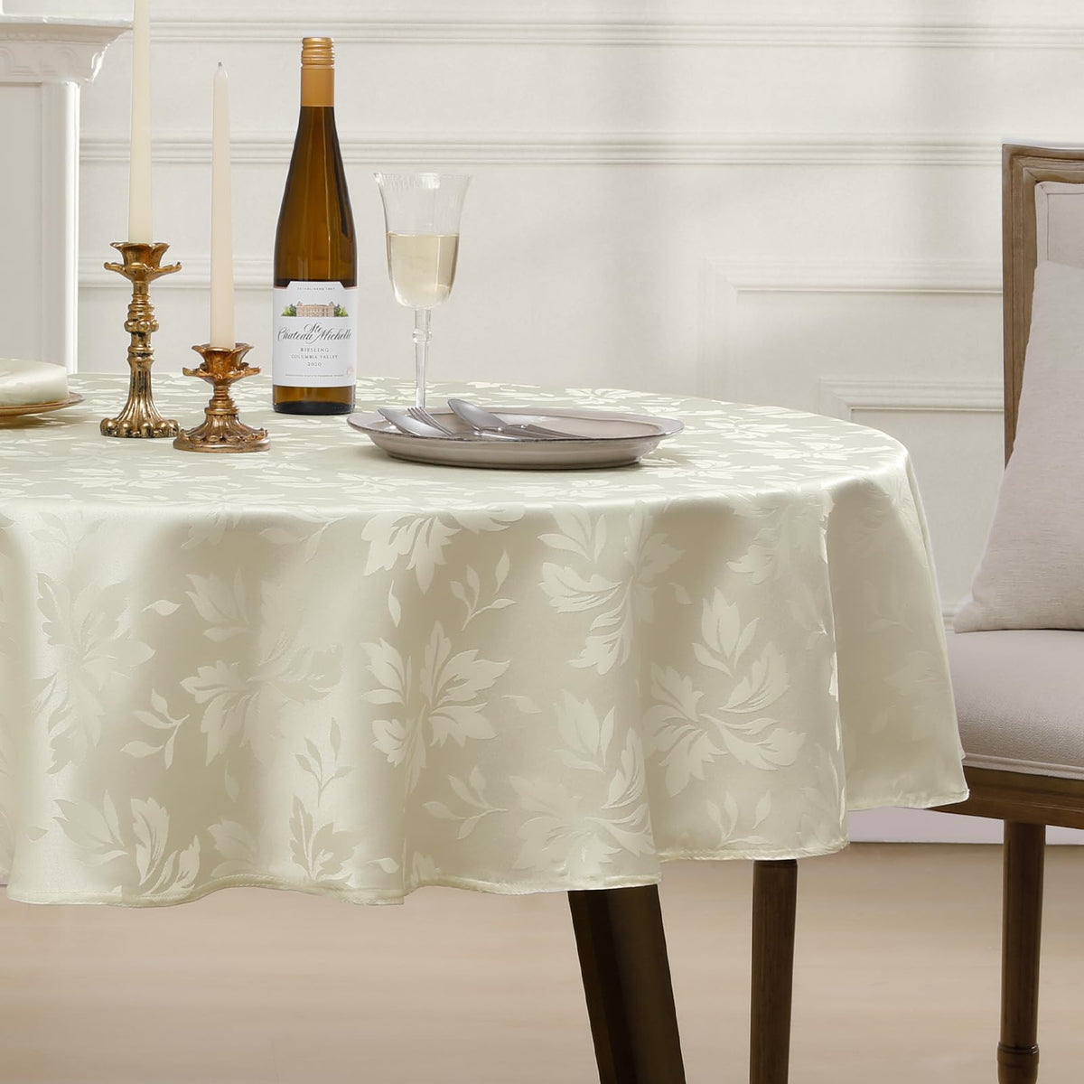 Romanstile Jacquard Rectangle Tablecloth 60 x 120 Inch, White