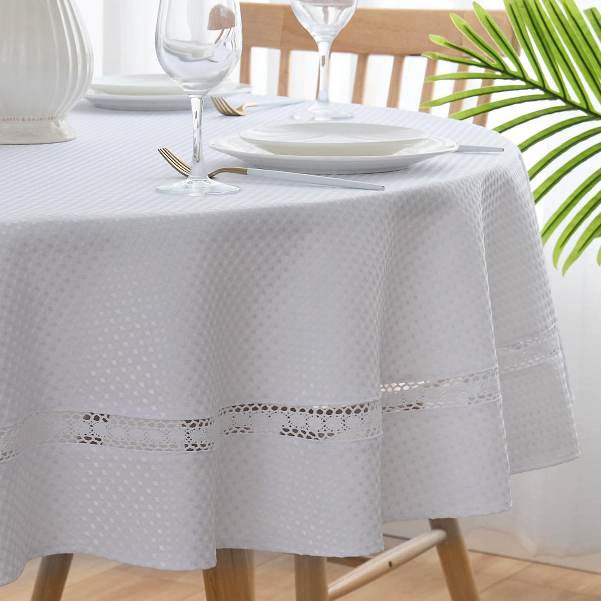 EHouseHome Heavy Duty Fabric Tablecloth with White Lace-Waterproof/Wrinkle Free/Stain Resistant/Oil Proof-for Dining,Indoor&Outdoor,Wedding,Holiday,White,Rectangle 60x120Inch