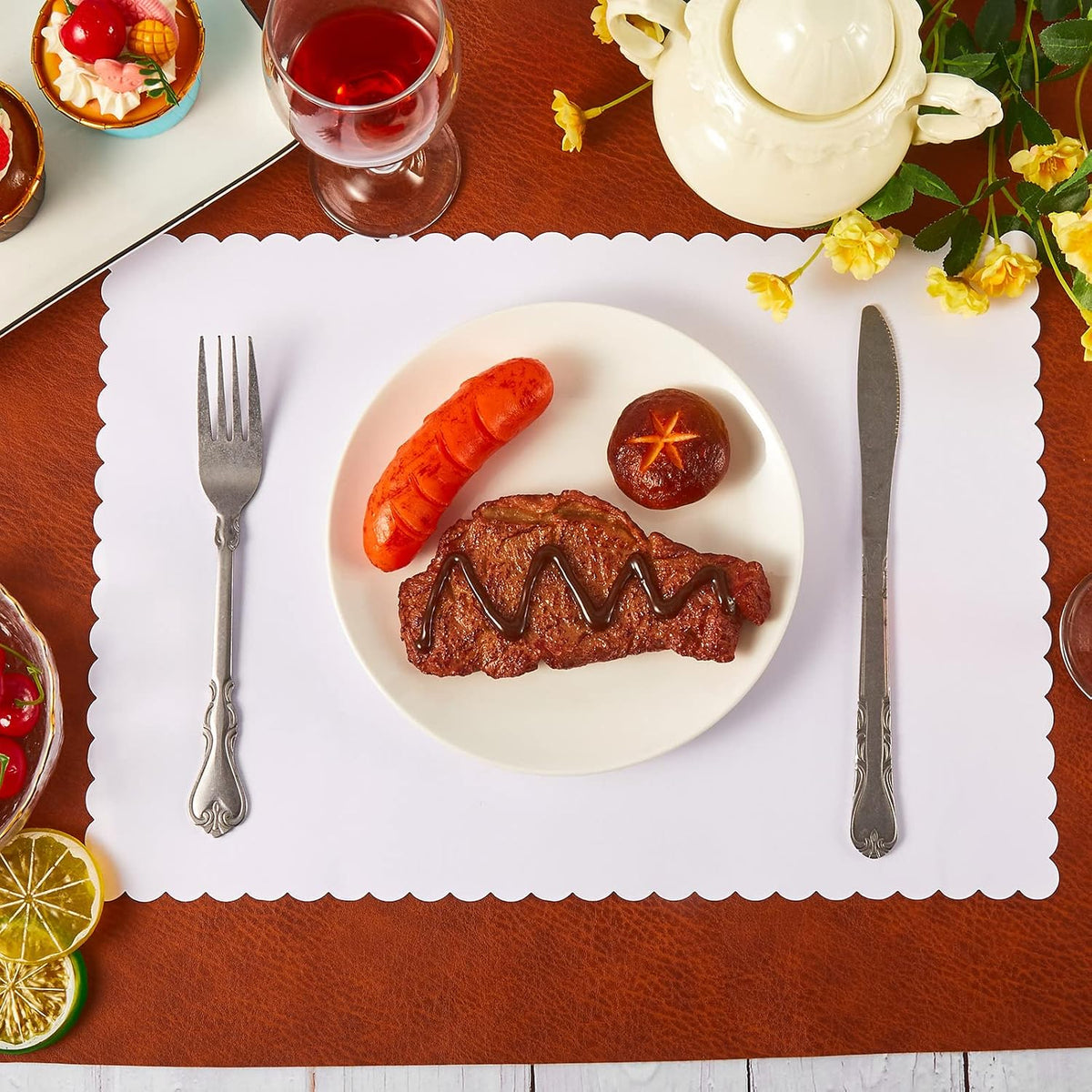 Sabary 500 Pcs Scalloped Edge Disposable White Paper Place mats, Classic