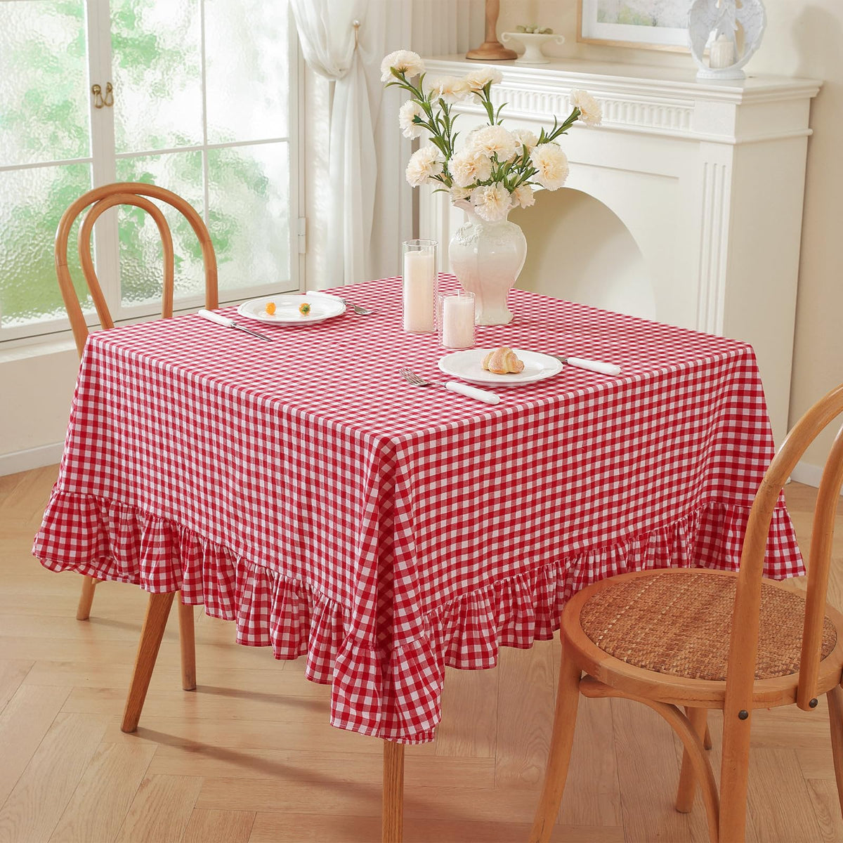 Wolkemer Black and White Gingham Ruffled Oval Tablecloth, 60x84 Inch