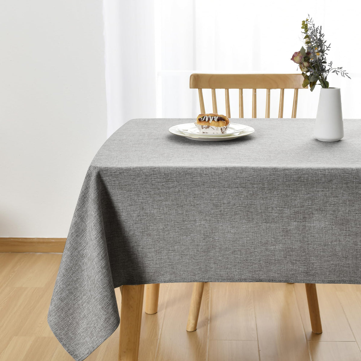 JIUZHEN Faux Linen Rectangle Tablecloth, Wrinkle Stain Resistant Farmhouse Textured Table Cloth Decorative Fabric for Kitchen, Dining, Party, Wedding,Outdoor Use,90 x 132 Inch,Beige